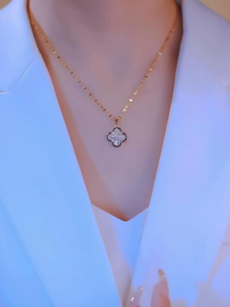 Lucky Bag Hetian Jade Titanium Steel Women's Necklace - Light Luxury Pendant Clavicle Chain, Simple Ins Choker.