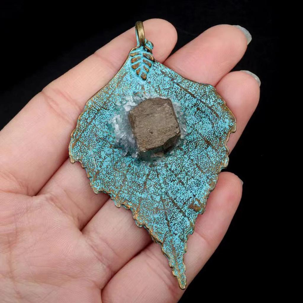 Women Pendant Natural Stone Crystal Zinc Alloy Leaf-Shaped Pendant For Jewelry Making DIY Necklace Accessory