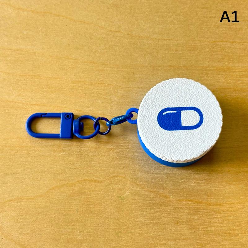 

1Pc Mini Sliding Pill Box With Keychain Capsule Cross Symbols Portable Plastic Medicine Case Pill Holder Daily Use Emergencies синій