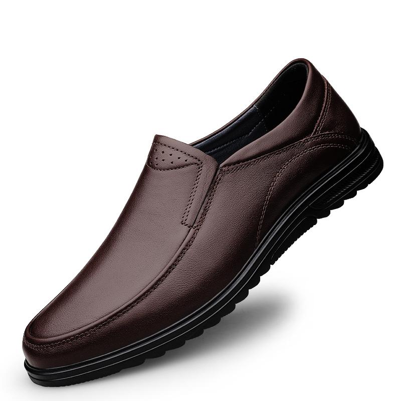 2024 nye ekte skinn menn fritidssko Luksus merke herre sko pustende slip on Black Business formelle sko