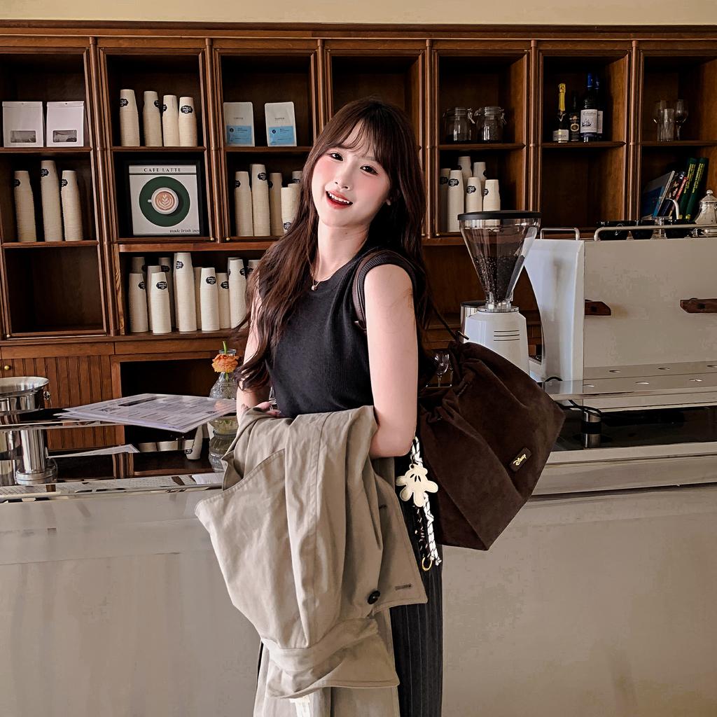 New Disney Mickey Series Flannelette 1 Pack, Multiple Portable Crossbody Bag, Shoulder Bag Women's Brown BMK-72185K