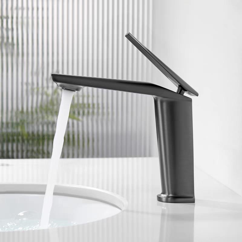 Rose Gold Bathroom Basin Faucet Hot Cold Single Lever Brass Sink Mixer Brush Gold Washroom Tap New Arrival High Quality
