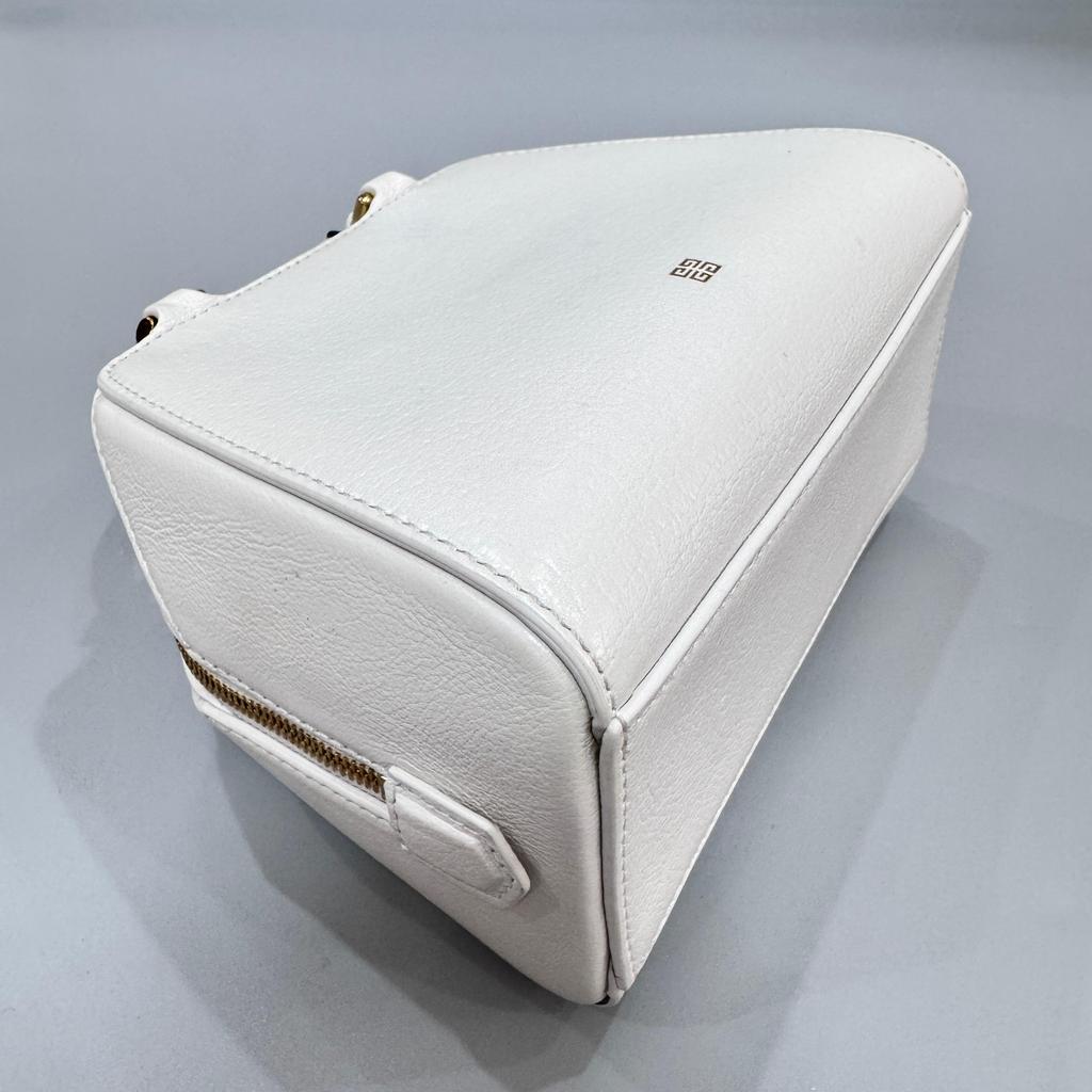 [Gebraucht] Givenchy Antigona Cube Nano 'Elfenbein' - Ausgezeichnet #1EVF54P