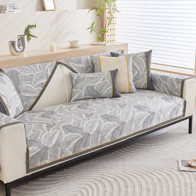 

Подушка для дивана Ice Silk, летняя, для гостиной, чехол для дивана, нескользящая подушка с принтом листвы, чехол для дивана, моющийся коврик для дивана 70x70