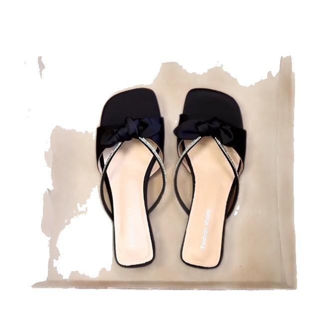 2025 Summer New Versatile Square Head Nude Rhinestones with Low Heels Cool Slippers Thin Heels Half Slippers Outer Wear Women