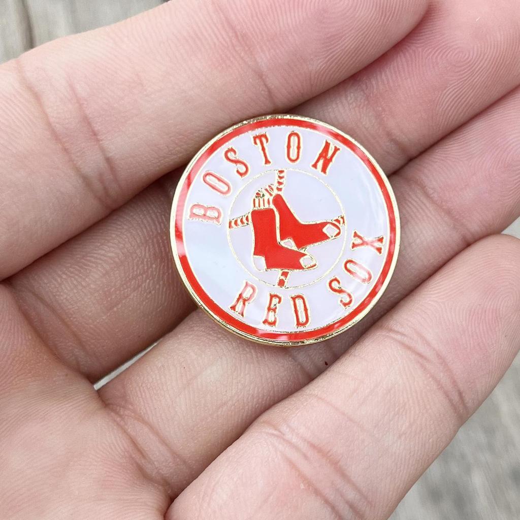 Metal Badge Button Brooch: Boston Red Sox, New York Yankees, Los Angeles Dodgers Magnet