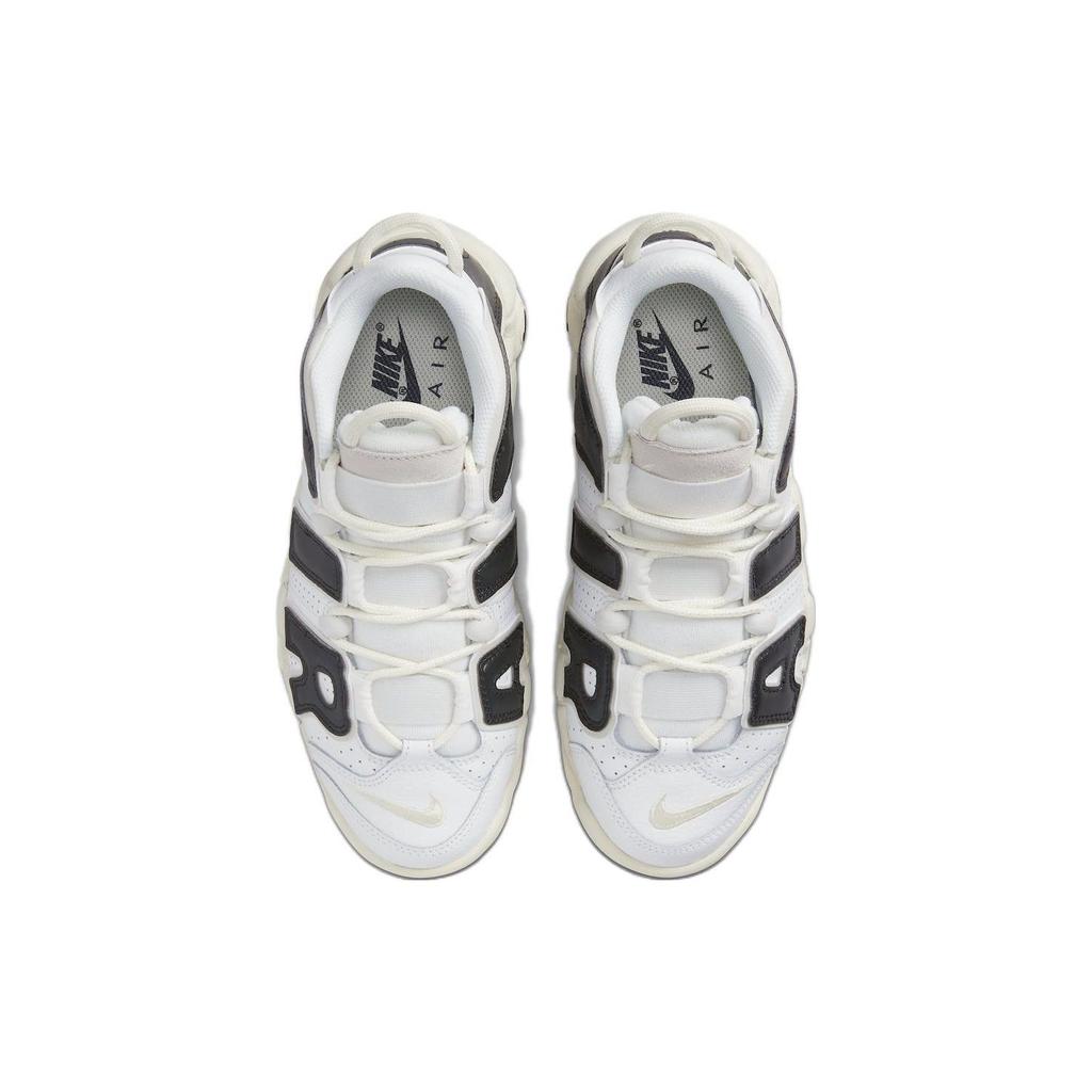 Nike Dámské tenisky Air More Uptempo Night Forest Bílá Summit-White Světle-Orewood-Hnědá FB8480-100