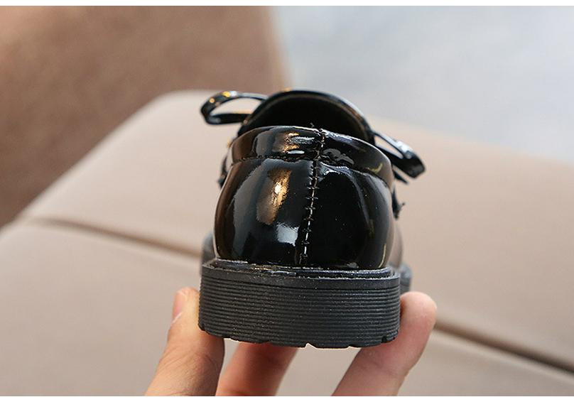 2023 Retro Girls' Non-slip Patent Leather Princess Shoes - Children's Flats