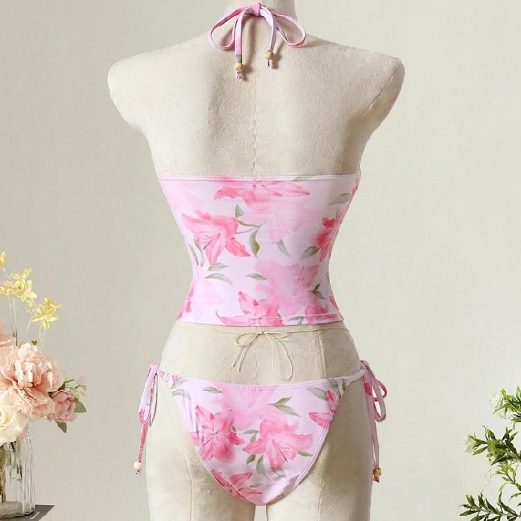Fashionable Halterneck Style Tankini With Colorful Flower Pattern Ideal For Vacation Wear Top With Matching Bottoms
