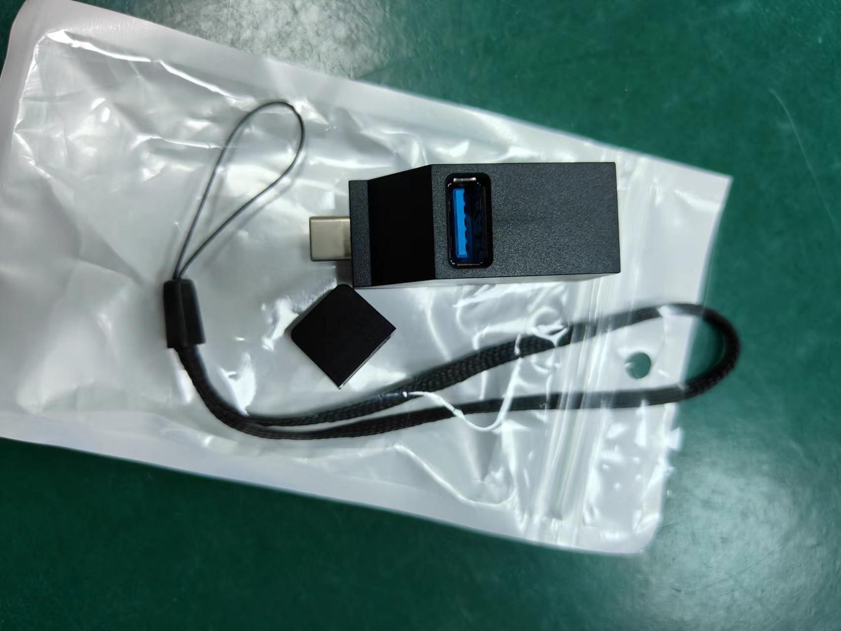 High-Speed Multi-Interface Data Expander: 1-Port USB 3.0 & 2-Port USB 2.0 Splitter