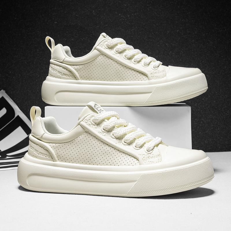 Summer New Men'S Classic Board Shoes Versatile Little White Shoes Korean Version Light Breathable Casual Lazy Shoes Men'S Shoes
