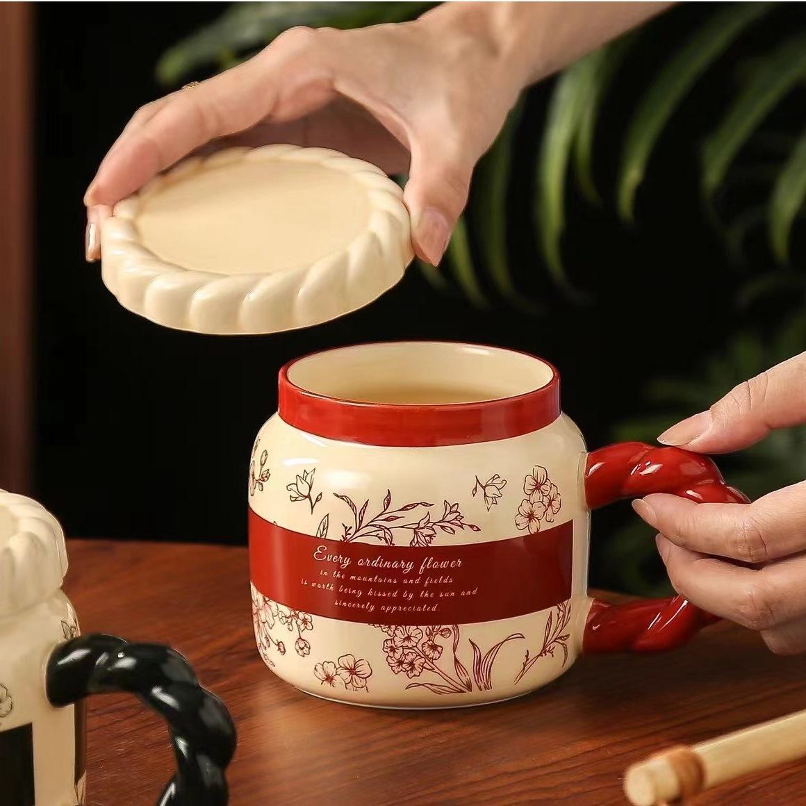 

Retro Ceramic Cup with Lid Mug Souvenir Gift Cup National Trend Ins Flower Water Cup Girls Household Cup 401-500ml