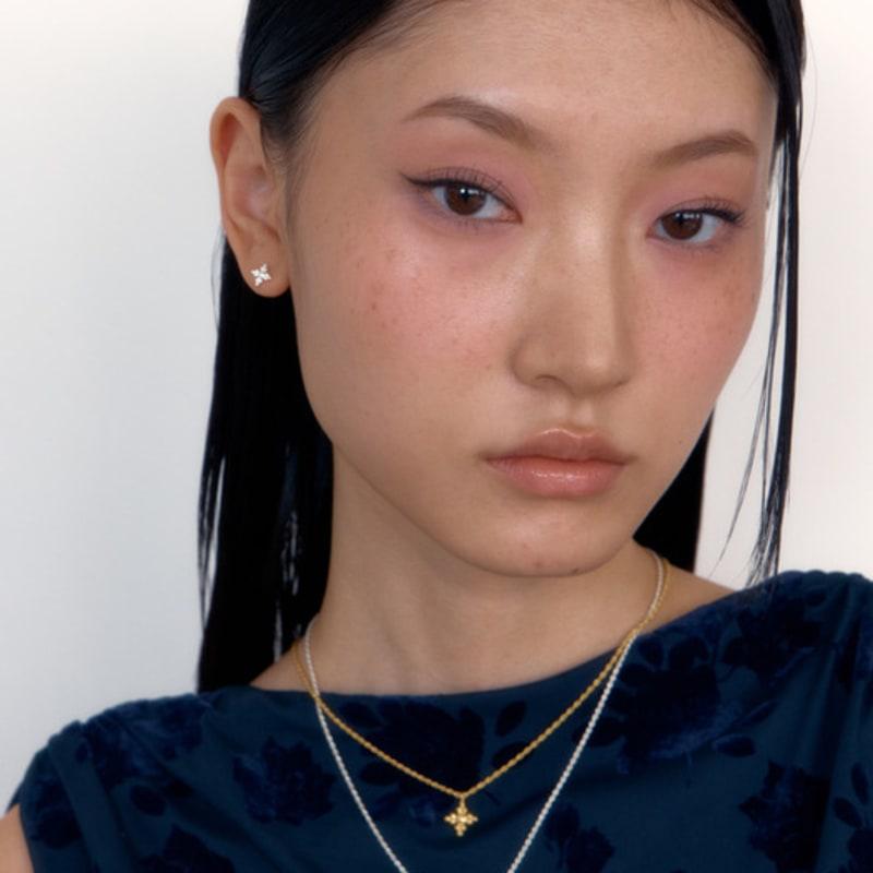 

fillow multi ornament necklace SILVER