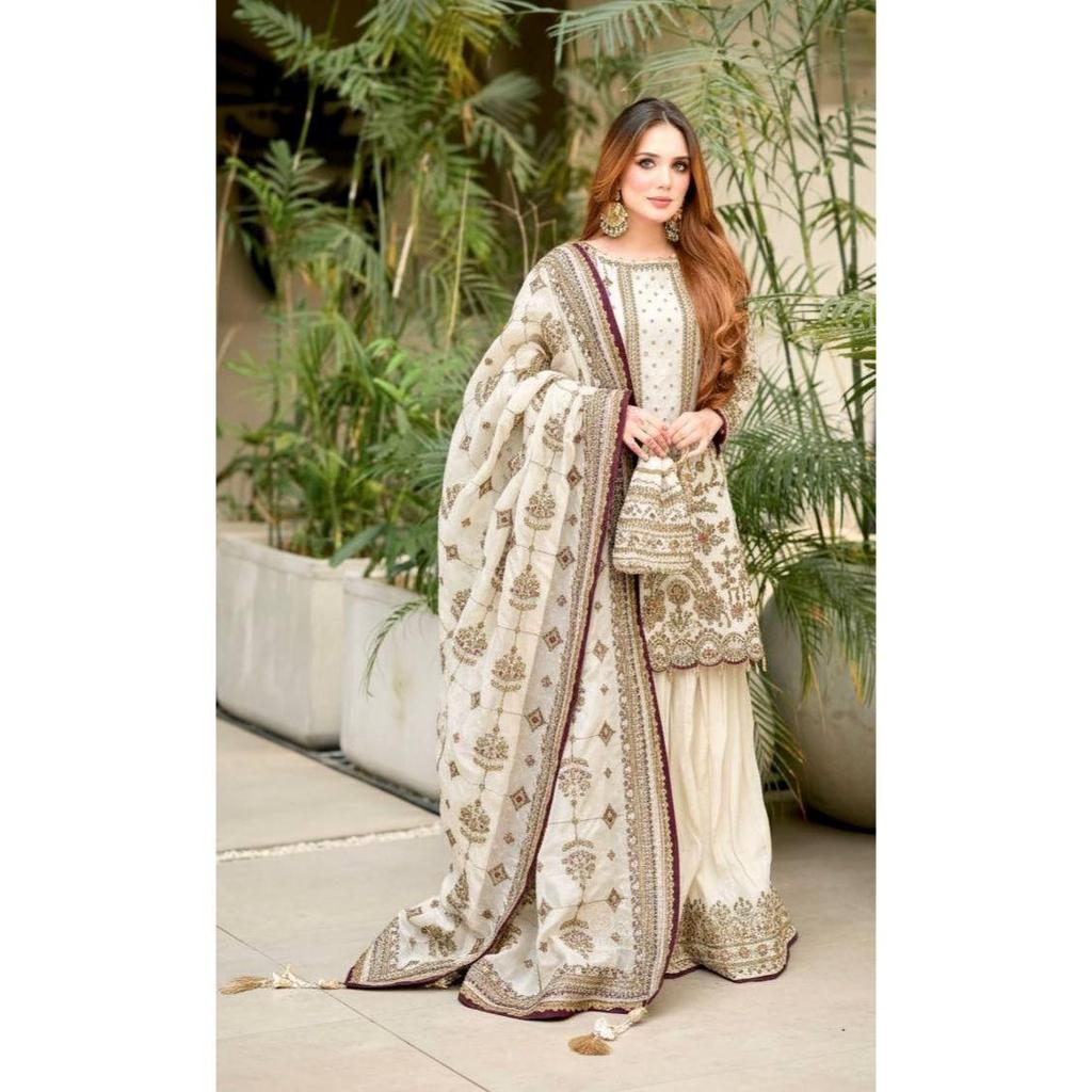 Launching New  Đěsigner Party Wear Look Pur Heavy Faux Georgette Top Plazzo & Dupatta Set*