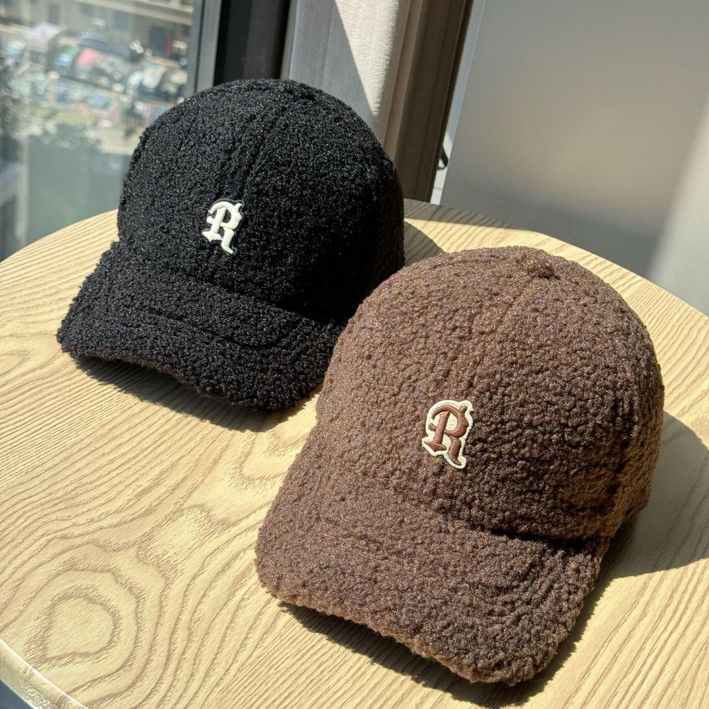 Nowa Jesienno-Zimowa Zagęszczona Ciepła Czapka Baseballowa z Wełny Jagnięcej dla Kobiet z Szerokim Rondem Duża Twarz Mała Twarz Mała Głowa Czapka z Daszkiem Modna