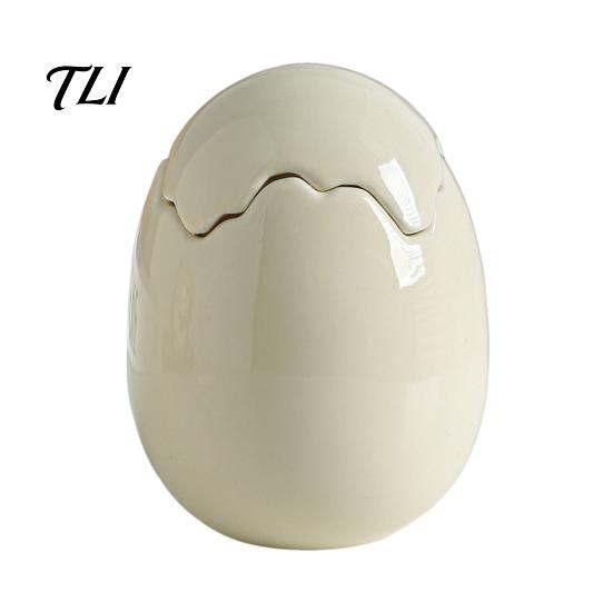 Romantic Atmosphere Lamp Ceramic Eggshell Candle Holder for Scented Candles, Candles Thoughtful Birthday Present Container, Minimalist Art Ornament