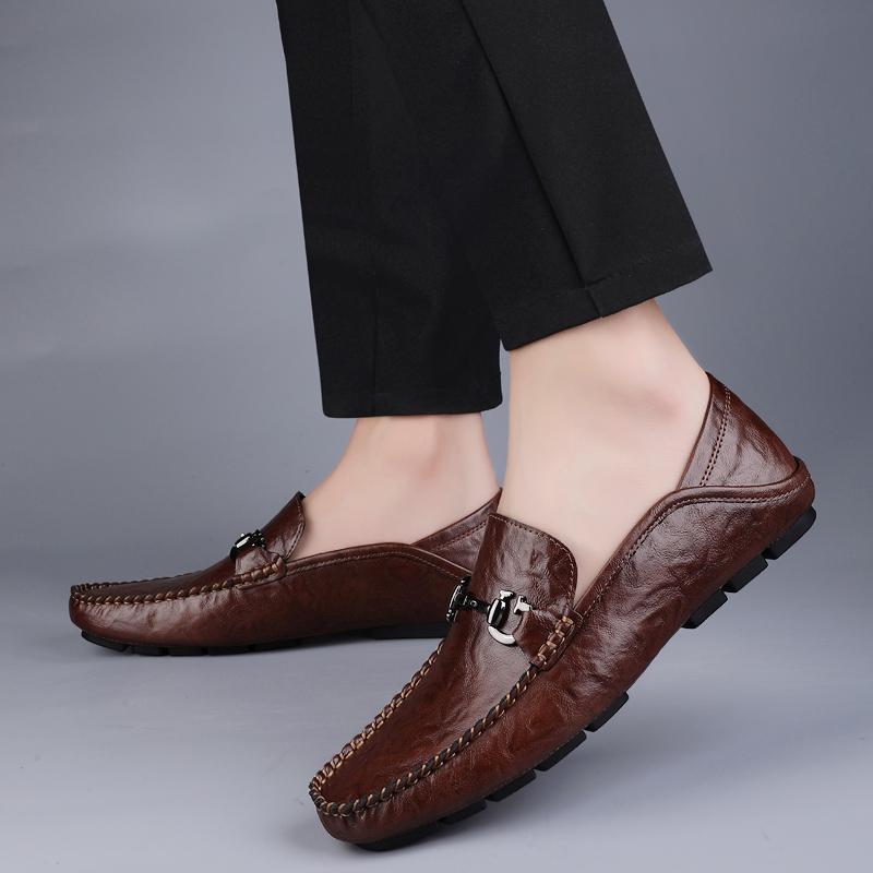 Fashion Handmade Genuine Leather Men Shoes Italian Lightweight Loafers Men Light Casual Shoes Non-slip Driving Footwear High-end Flats