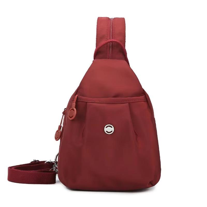 Casual Small Backpack for Men And Women with Multiple Compartments Large-Capacity Crossbody Chest Bag Portable Storage