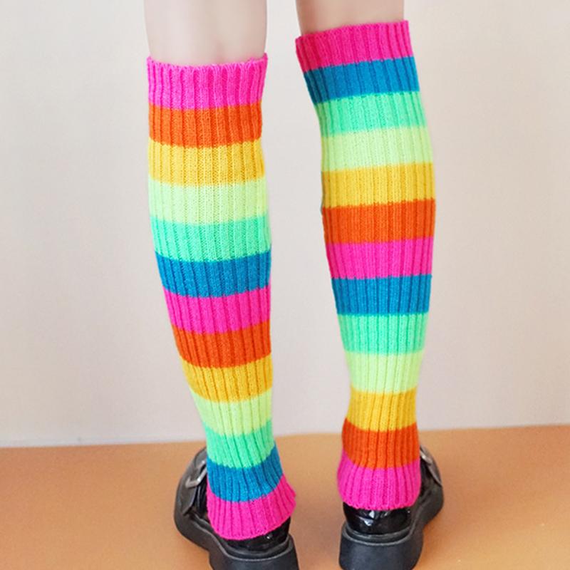 Regenbogenfarbene Socken Neue Herbst Winter Beinstulpen JK Mädchen Kurzer Rock mit Socken kombiniert Lolita Plüschsocken Warme Beinstulpen