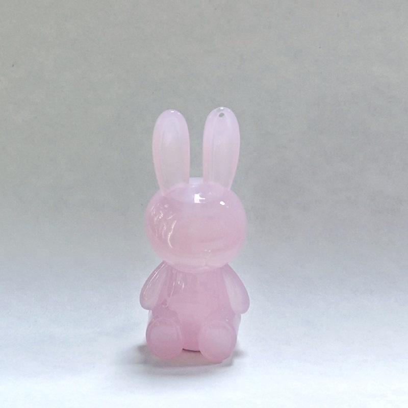 

5ml Empty Cute Bunny Shape Lip Gloss Tube Keychain Rabbit Lip Glaze Container Cosmetic Package Material With Key Chain светло-розовый