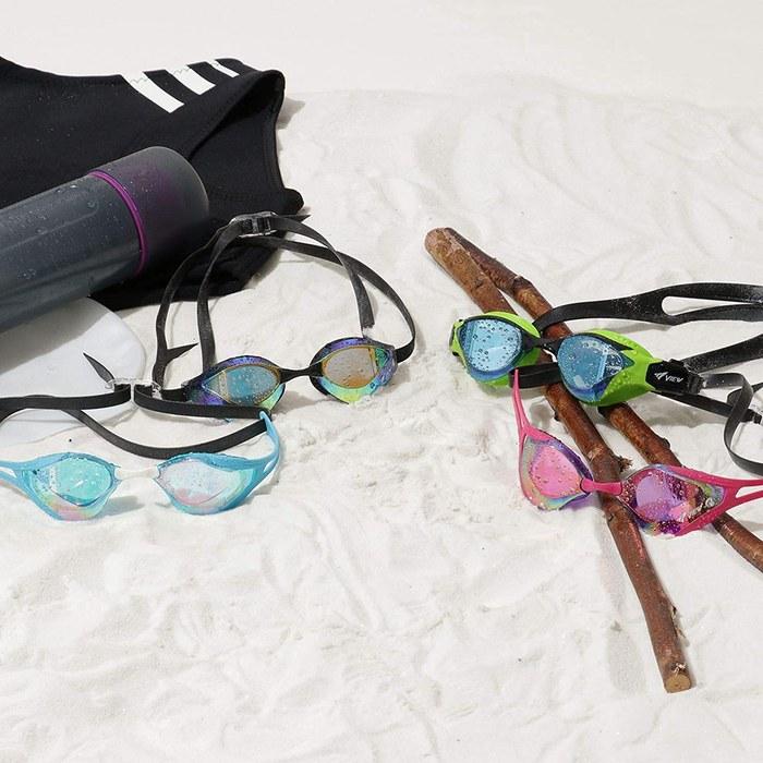 [View] Blade Racing Goggles WORLD AQUATICS Approved Mirror Swipe Anti-Fog Non-Cushion Fit Low Resistance Smoke x Emerald V121SAM SKEM Made