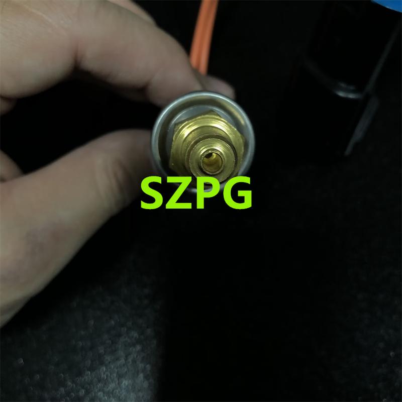 12-00592 12-00592-00 12-00456-00 12-00456 Oil Pressure Switch for Carrier Thermo King Parts