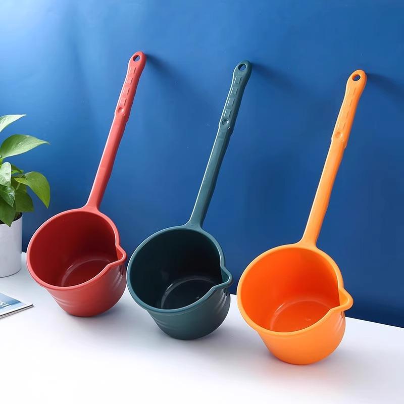 Thickened Long Handle Water Ladle for Kitchen, Gardening, and Baby Bathing