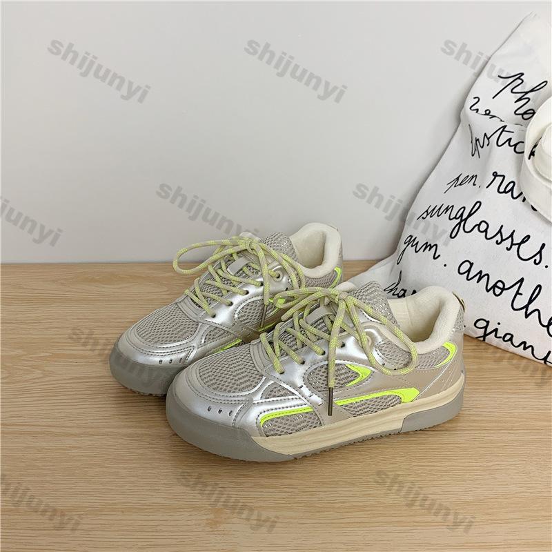 Fashion Women's Casual Flat Shoes 2025 Spring Summer Mesh Breathable Non Slip Sneakers Fashion Lace Up Comfortable Vulcanized Shoes