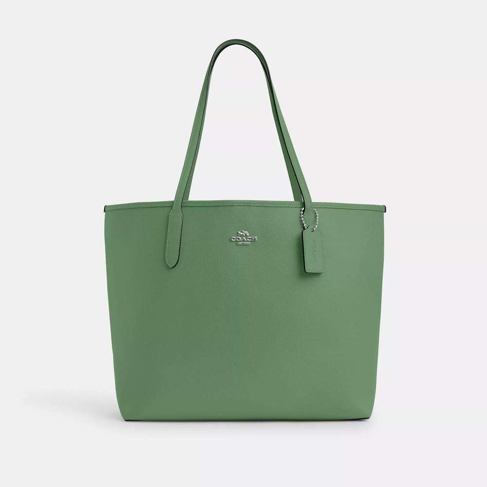 

Сумка Coach City серебристого цвета, нежно-зеленого цвета