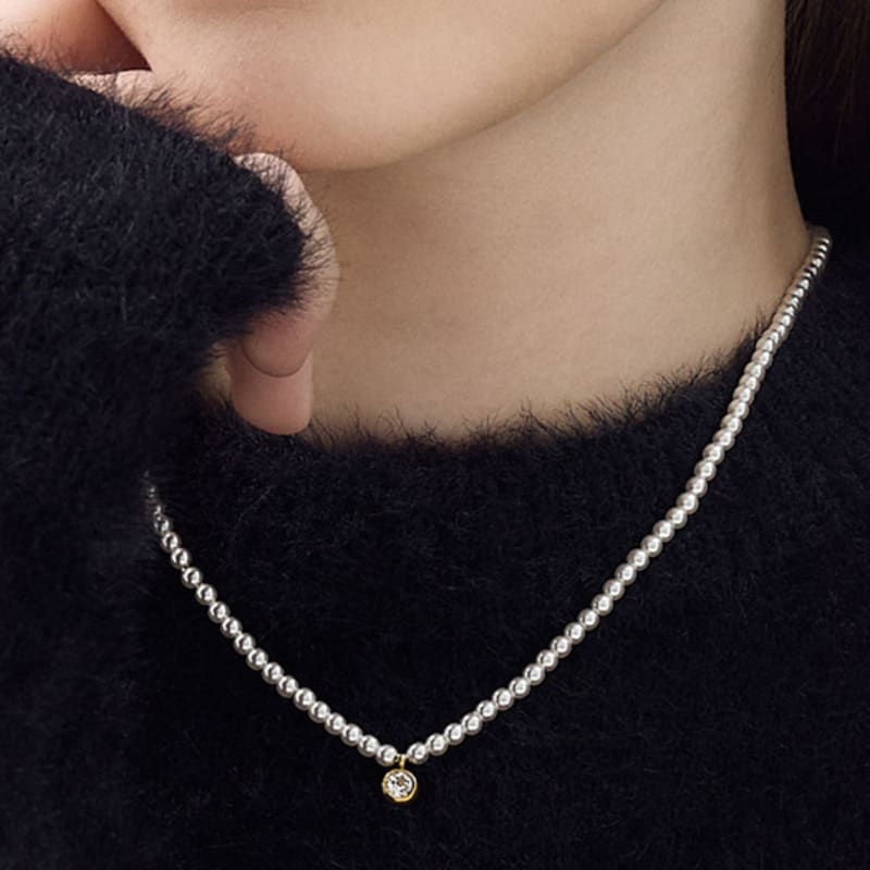 L’OMBRILLANT Pearl Crystal Necklace (gold, Silver)