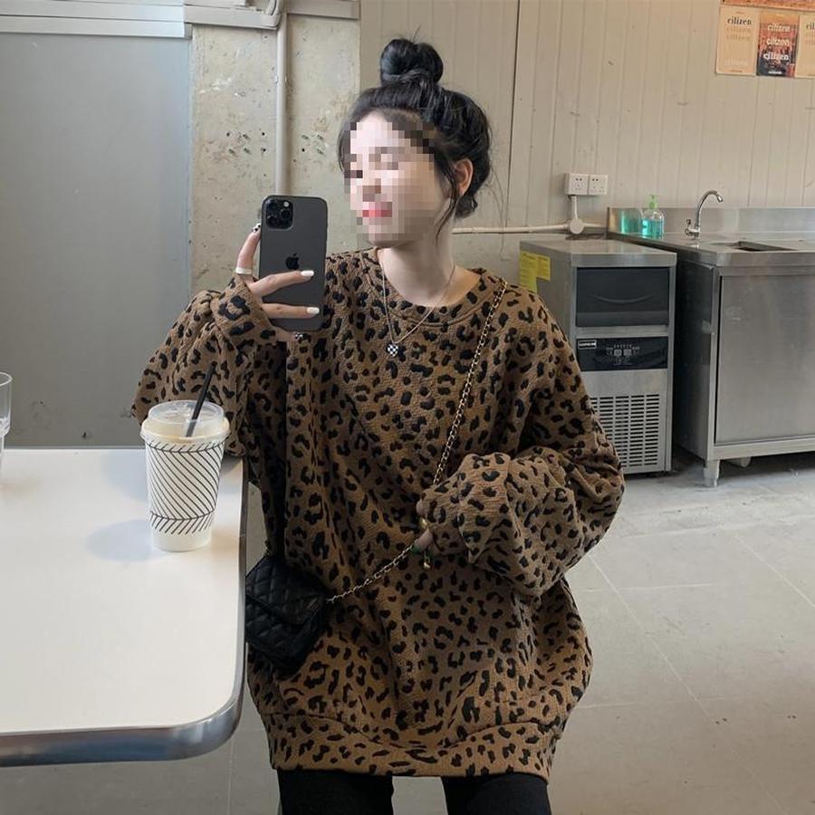 Leopardmönstrad Rundhalsad Fleecetröja för Kvinnor Vår/Höst 300lbs Design Mode Lös Vardaglig Långärmad Topp