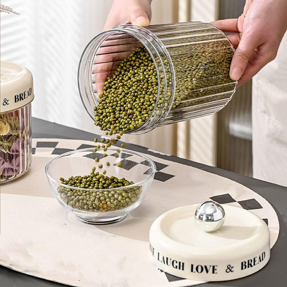 Sealed Plastic Grain Storage Organizer Round Tea Storage Jars Dry Goods Storage Boxes Beans