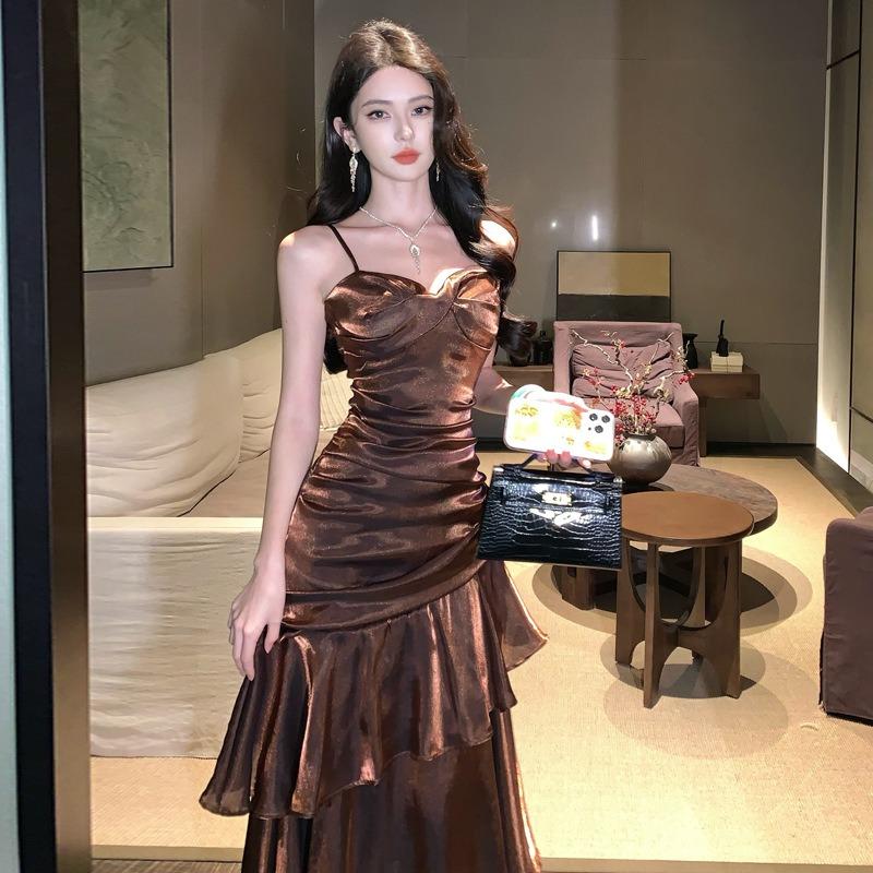 

Premium Light Luxury Bar Mitzvah Birthday Party Dress Dress Retro Vacation Ruffle Edge Suspender Dress S