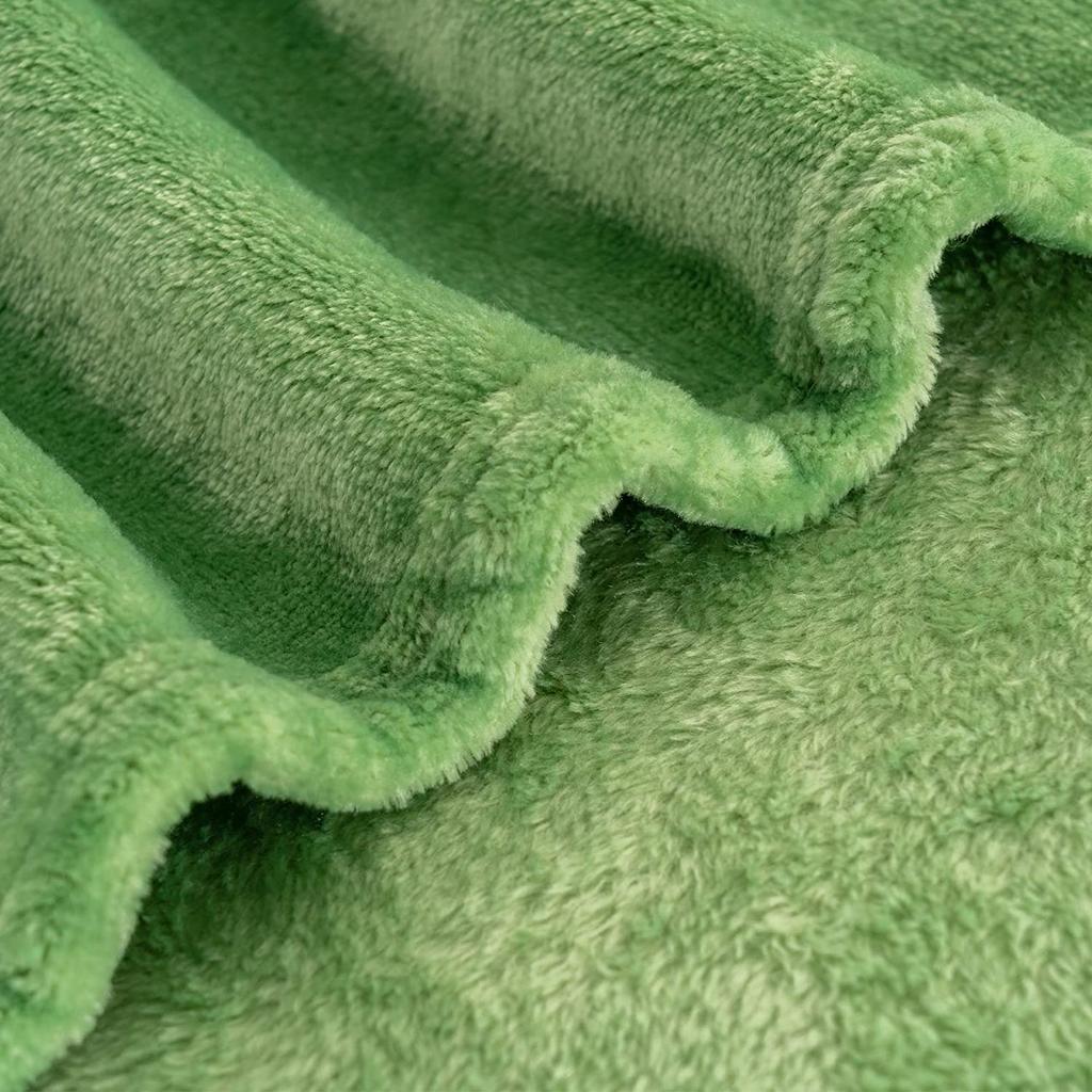 Customized 100%Polyester Super Soft Fashion Plain Flannel Blanket and Throws Factory China Warming Blankets for Winter King Size