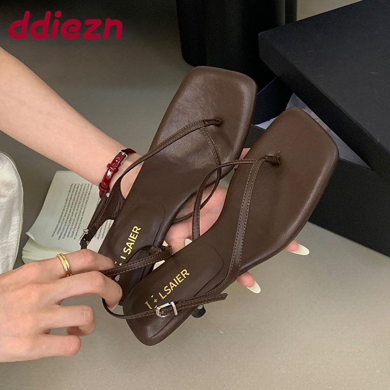 Fashion Fashion Square Toe Women Heeled Sandals Shoes Female Flip Flops Spring Summer Buckle Ladies Medium Heels Sandals Shoes Pumps