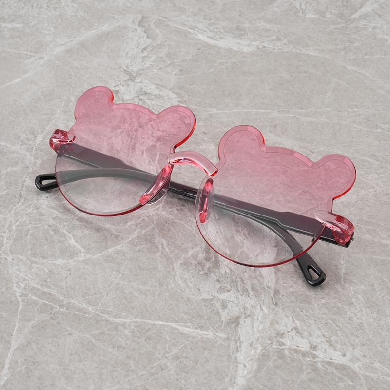 2025 Little Bear Children s Sunglasses Gradient Multi Color Cartoon Shaped Resin Children s Sunglasses Frameless розовый