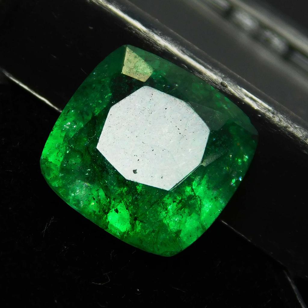 Natural Green Emerald Loose Gemstone Square Cushion Cut 7 ct Colombian for Jewelry Making and Crafts