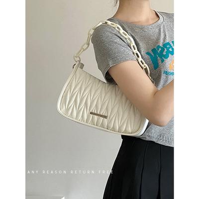 Women'S Bagsnewest Pleated Rhombus Messenger Bag Women'S Xia Acrylic Chain High-End All-Match Underarm Shoulder Bag