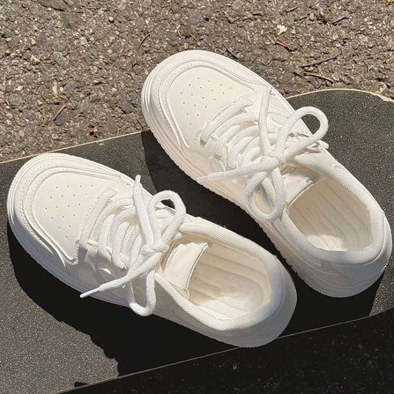 Spring and summer little white shoes women's 2025 new women's shoes platform casual shoes children's versatile chic with skirt sports board shoes