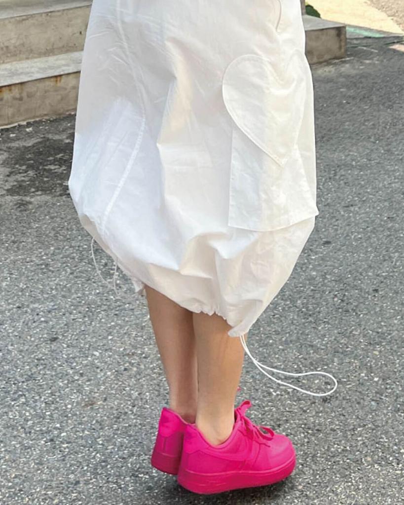 The Museum Visitor Heart Cargo Balloon Skirt (Off White)