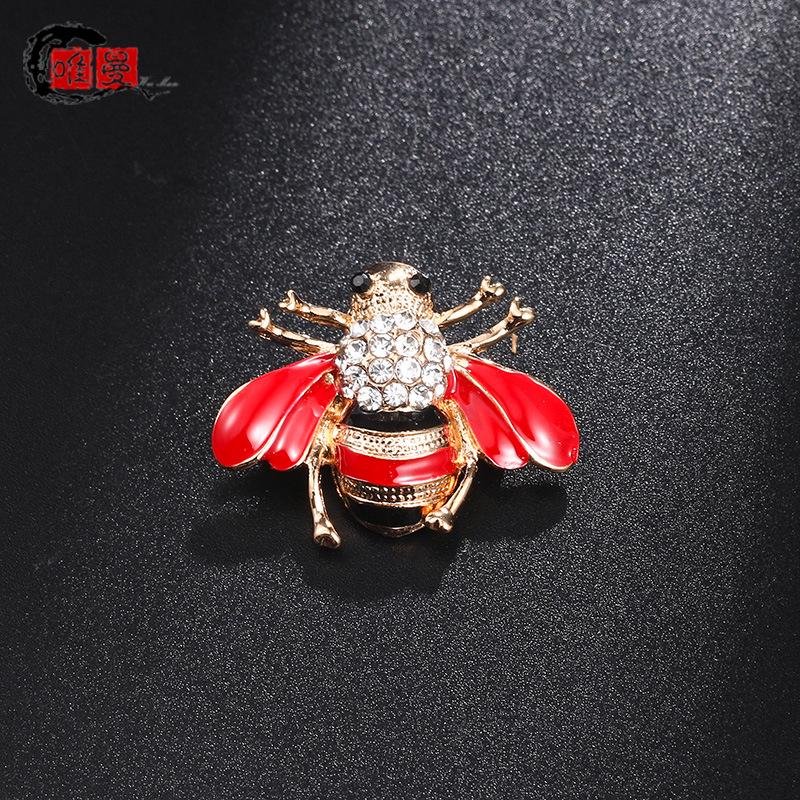 Broche de Abelha: Broche de Inseto Mini Fofo para Gola ou Acessório