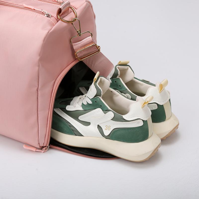 Tragbare, einfarbige Reisetasche mit Schuhfach, Trocken-/Nasstrennung, Messenger-Schultergurt, leicht für Schwimmen und Fitness