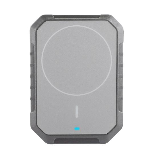 

Высокое автомобильное зарядное устройство, стабильная производительность, черный/серебряный цвет, противоскользящее покрытие серебряный