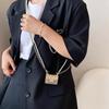 Metall miniveske kjede Crossbody skulderveske Allsidig dekorative klær Hodetelefonveske Skulderveske for kvinner