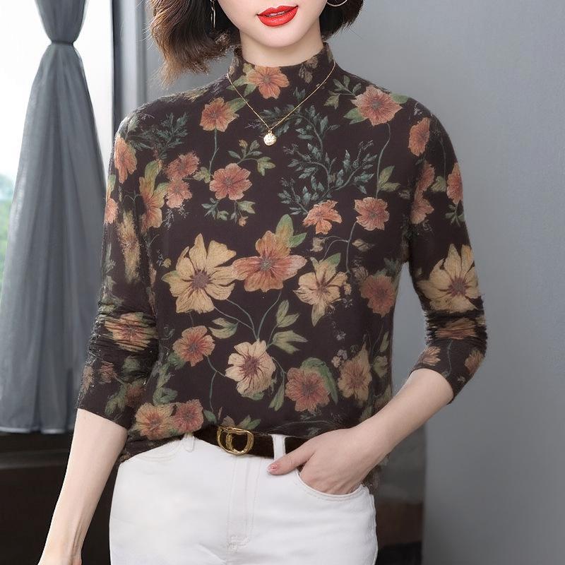 2025 Autumn/Winter Fashionable High-Neck Printed Base Layer Top for Middle-Aged and Elderly Women - Plus Size, Long-Sleeved & Body-Concealing.