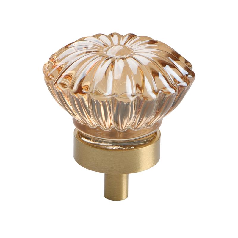 Luxury Pigeon Egg Crystal Handles Cabinet Drawers Exquisite Crystal Hooks Transparent Amber Color Wall-mounted Indoor Decoration