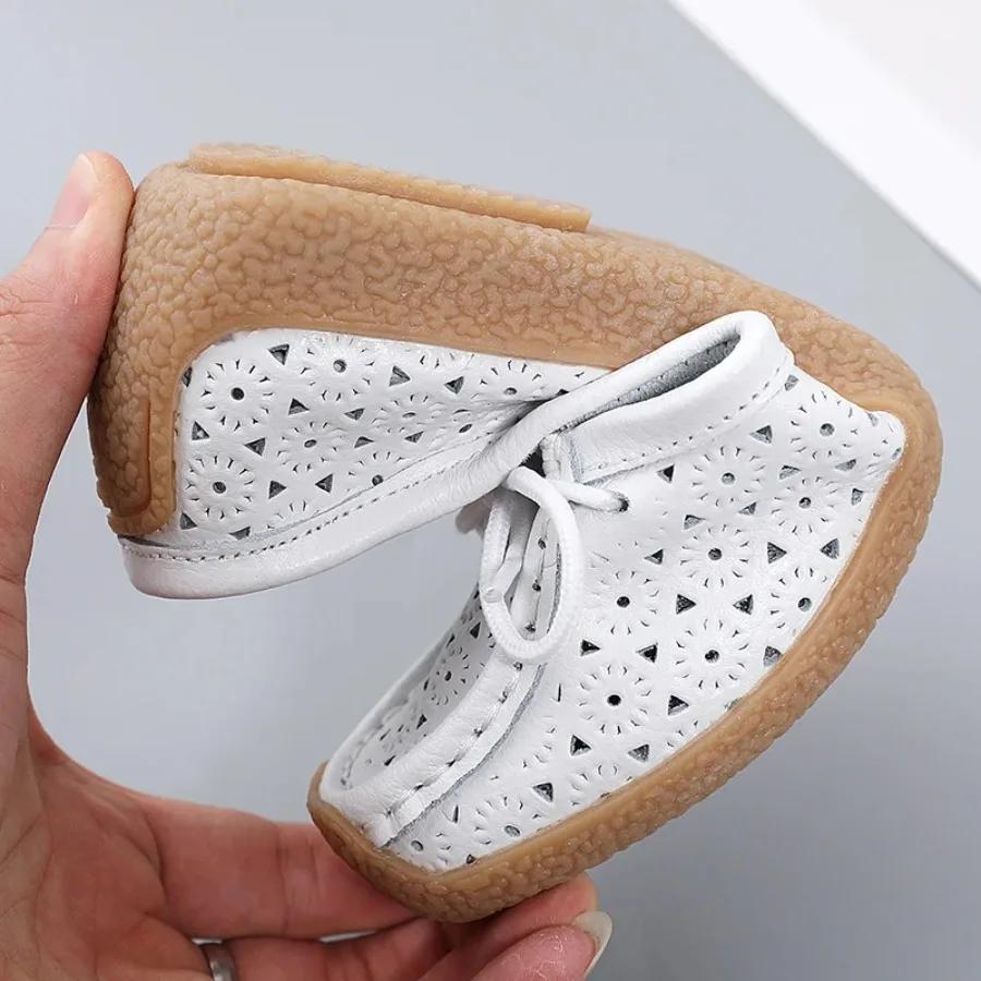 Women's Leather Large-sized Sandals, Summer Casual Flat, Lightweight, Perforated, Breathable and Anti-slip Loafers for Mothers