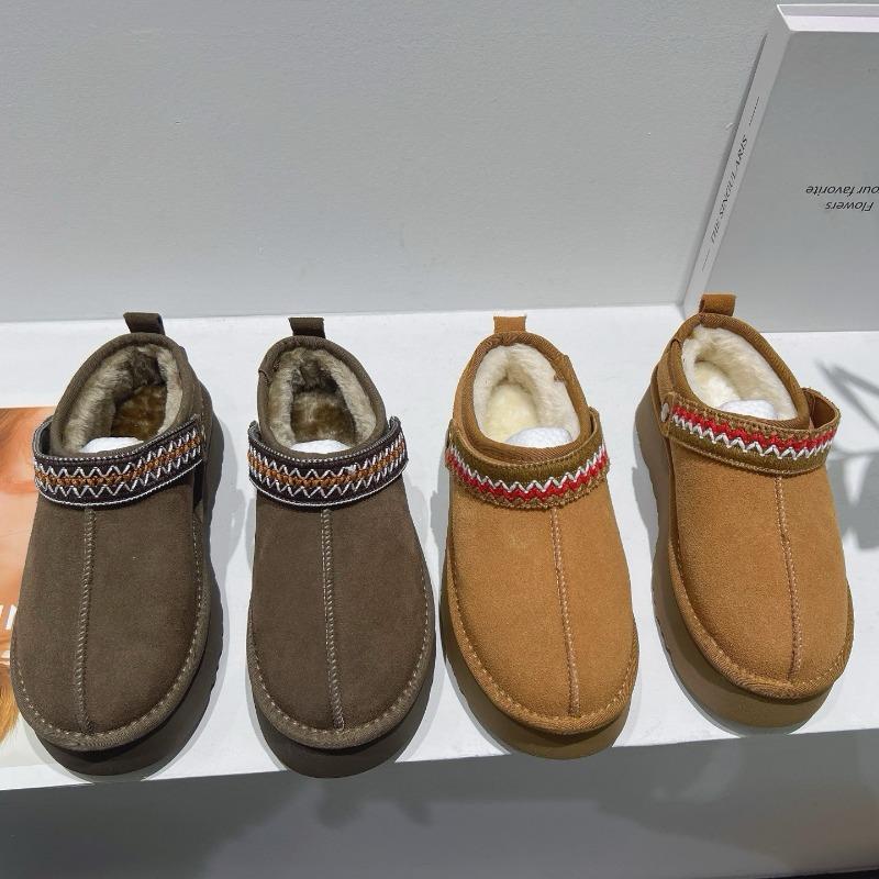 Leather thick-soled snow boots for women, winter velvet to keep warm, one pedal, fluffy bag head, outer wear, velvet thickened half slippers for women
