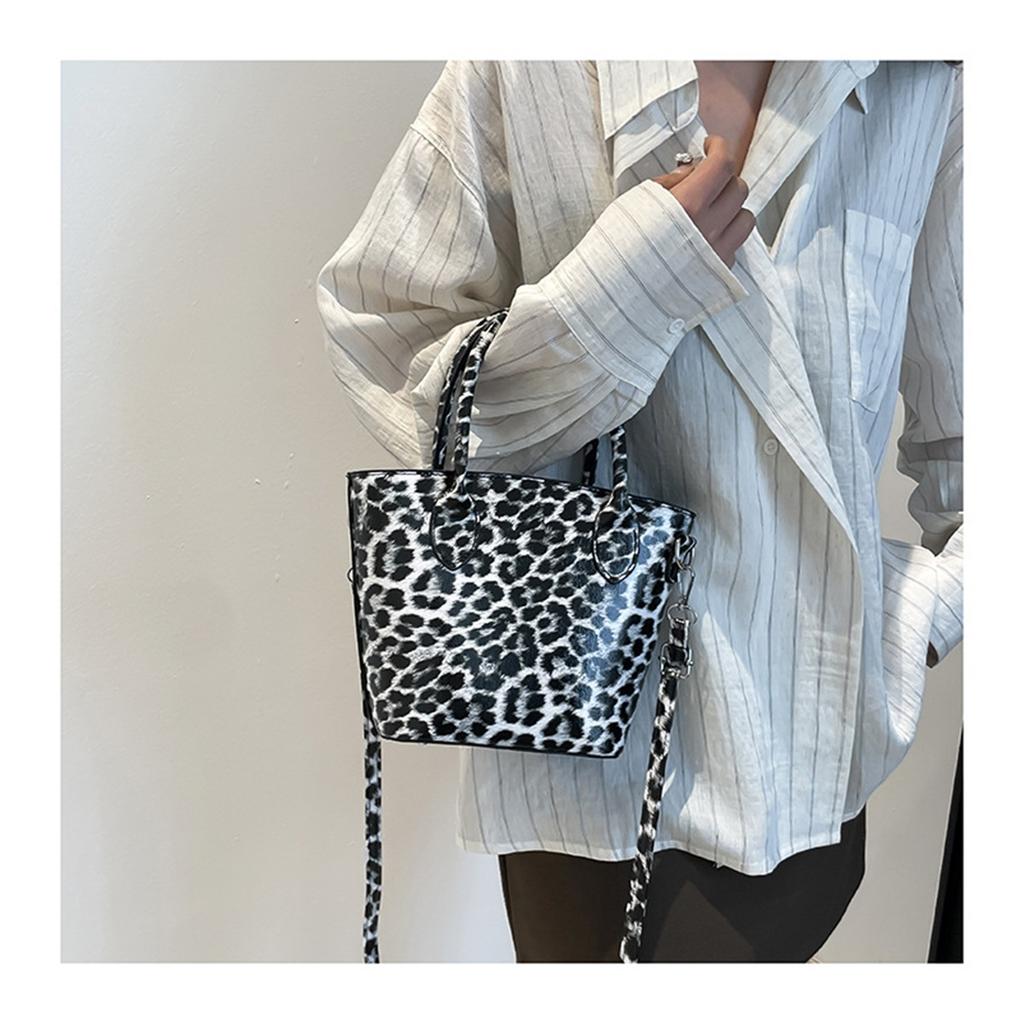 Fashion Trend Leopard Personality Texture Simple Style Crossbody Shoulder Handbag Bucket Bag Female