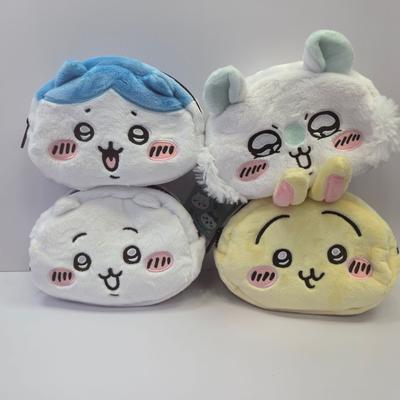 Sac à Crayons en Peluche Double Face Super Doux Chiikawa Hachijii Momonga Dessin Animé Grande Capacité Mignon Sac de Rangement pour Maquillage Cadeau Mignon pour Fille
